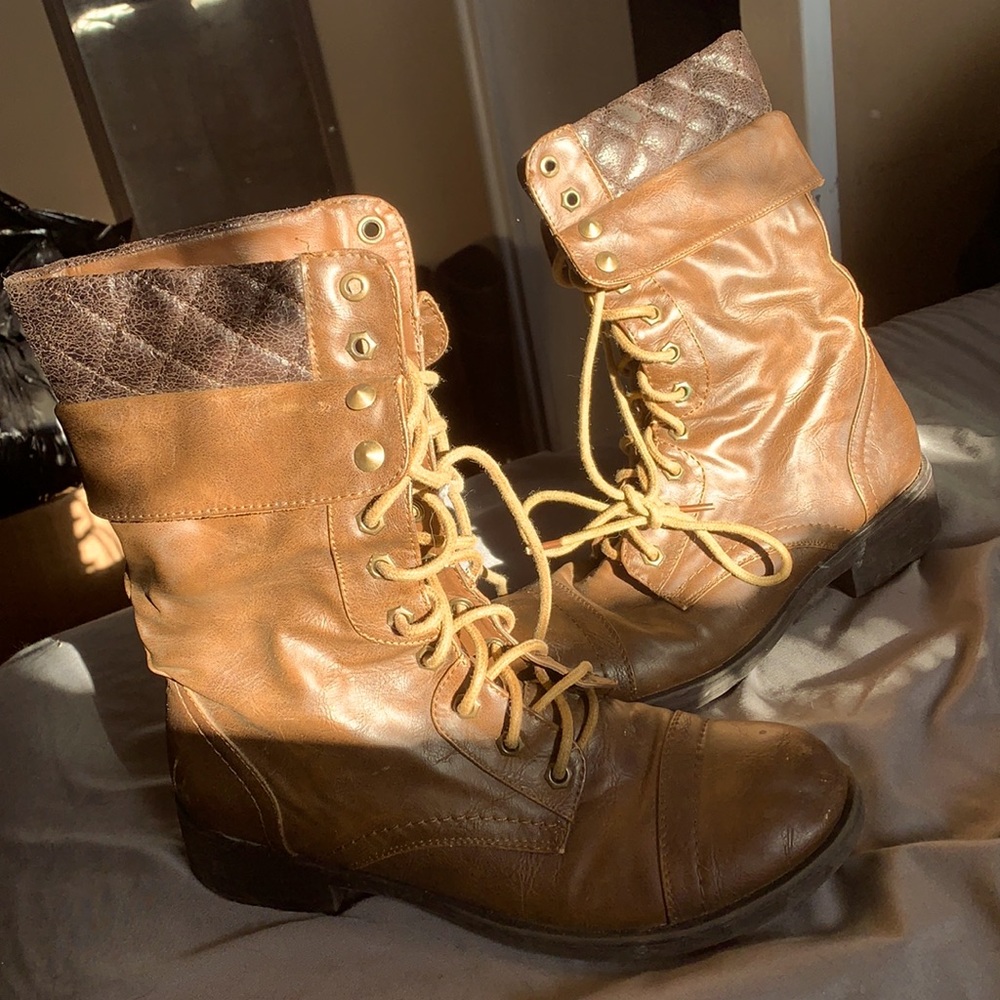 Brown boots